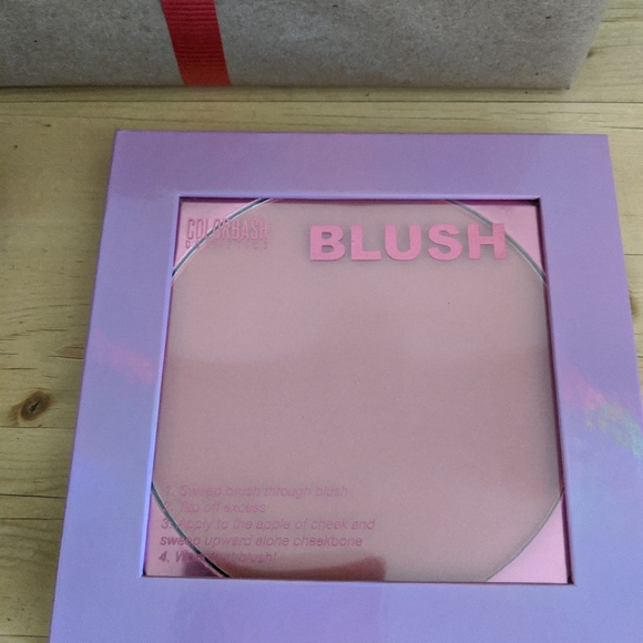 Blush - Picture 2 of 2